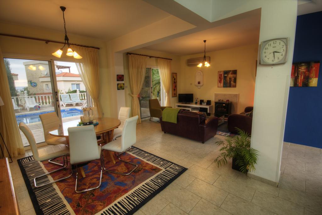 Villa Athina Paphos Room photo