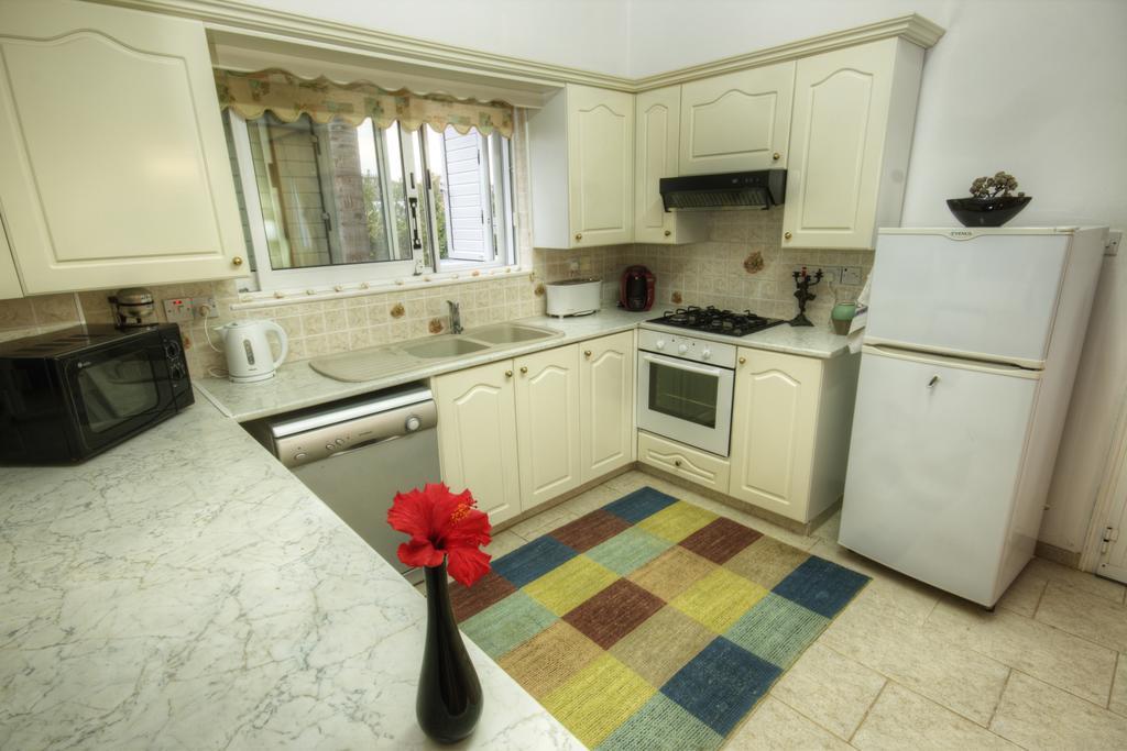 Villa Athina Paphos Room photo