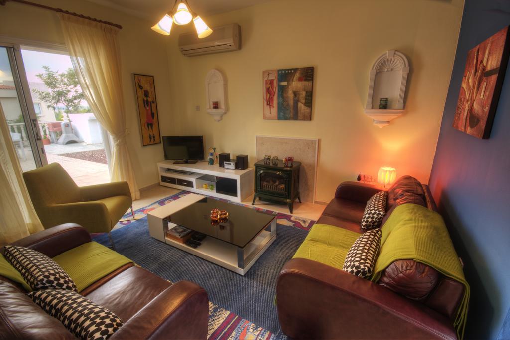 Villa Athina Paphos Room photo