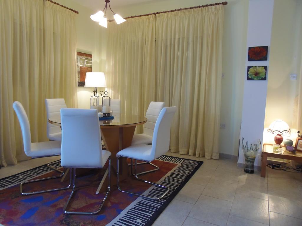 Villa Athina Paphos Room photo
